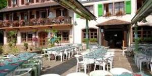 restaurant