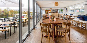 restaurant
