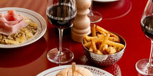 restaurant