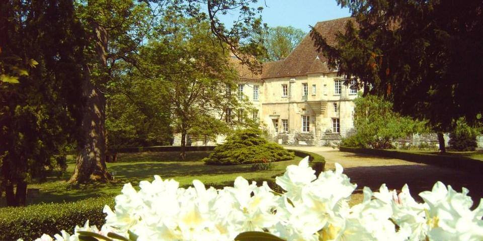 Abbaye Royale Du Moncel - facade