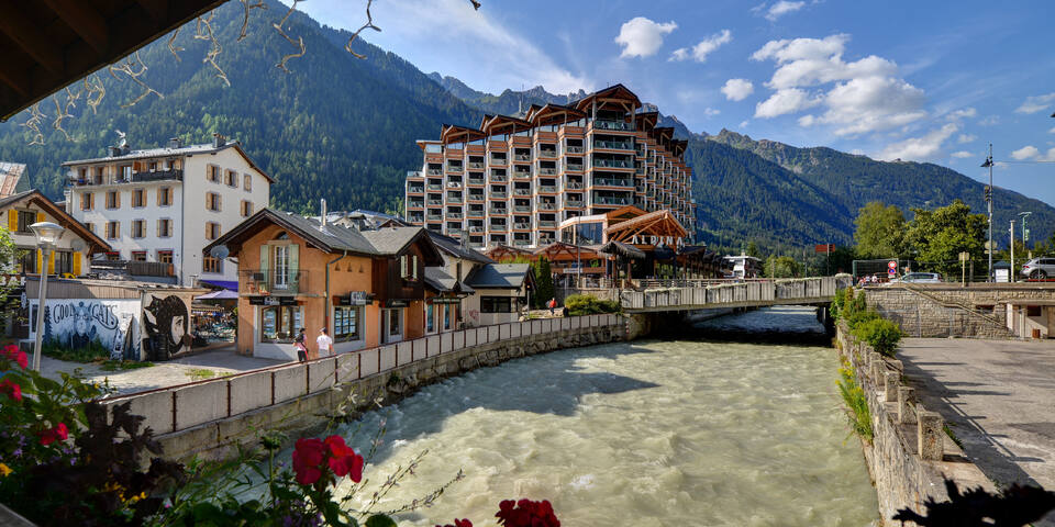 Alpina Eclectic Hôtel Chamonix - facade