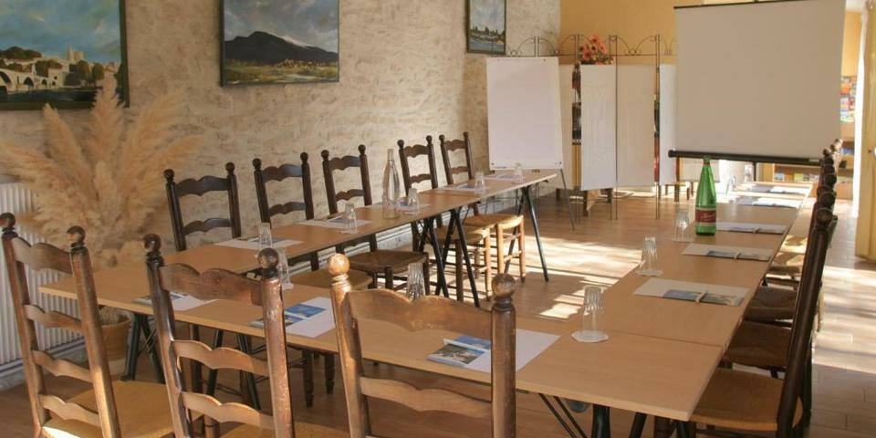 Auberge de Tavel — salles_reunion