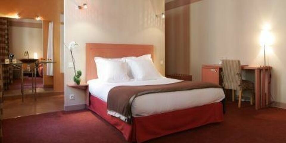 Best Western Marquis De La Baume — chambre