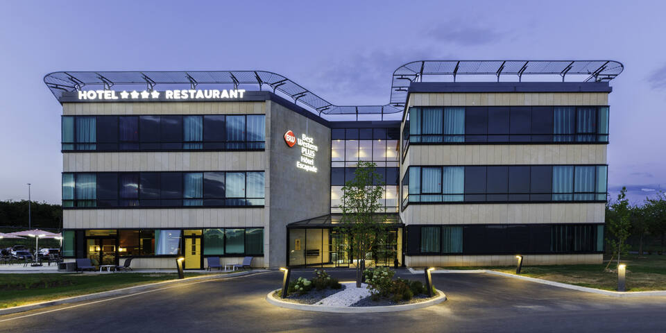Best Western Plus Hôtel Escapade Senlis - facade