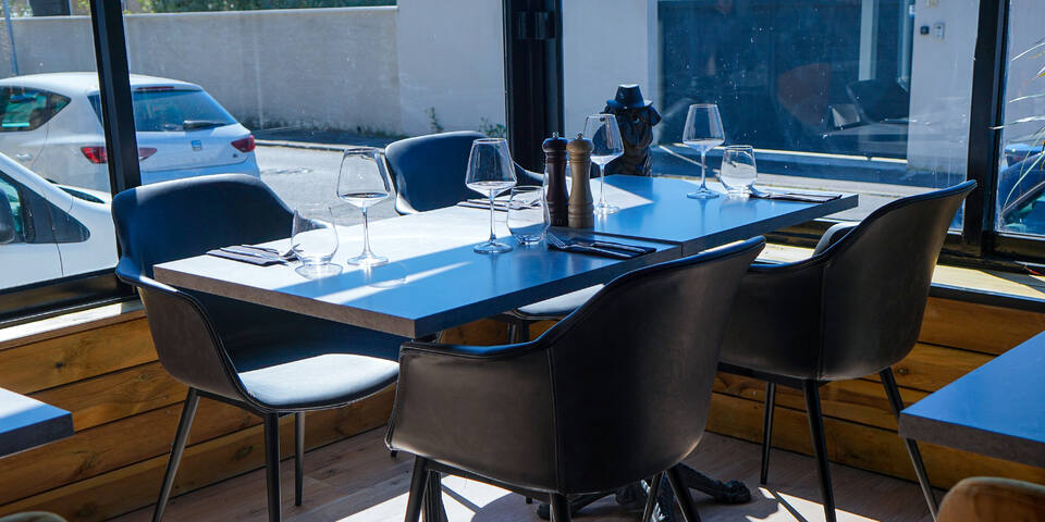 Brasserie Aux Deux Amis — salles_reunion