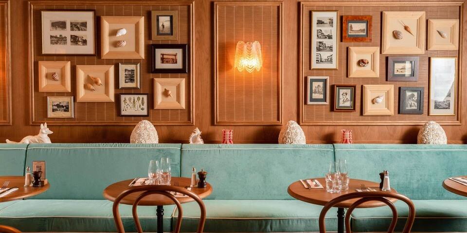 restaurant