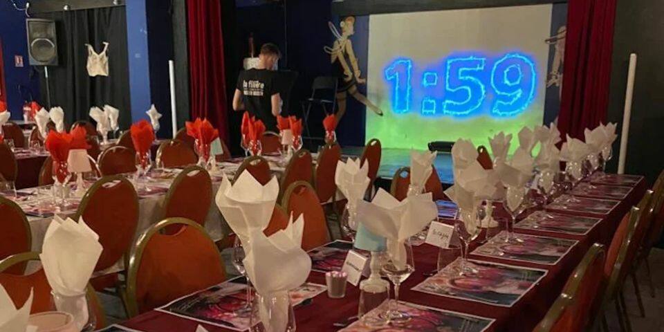 Cabaret Restaurant - restaurant