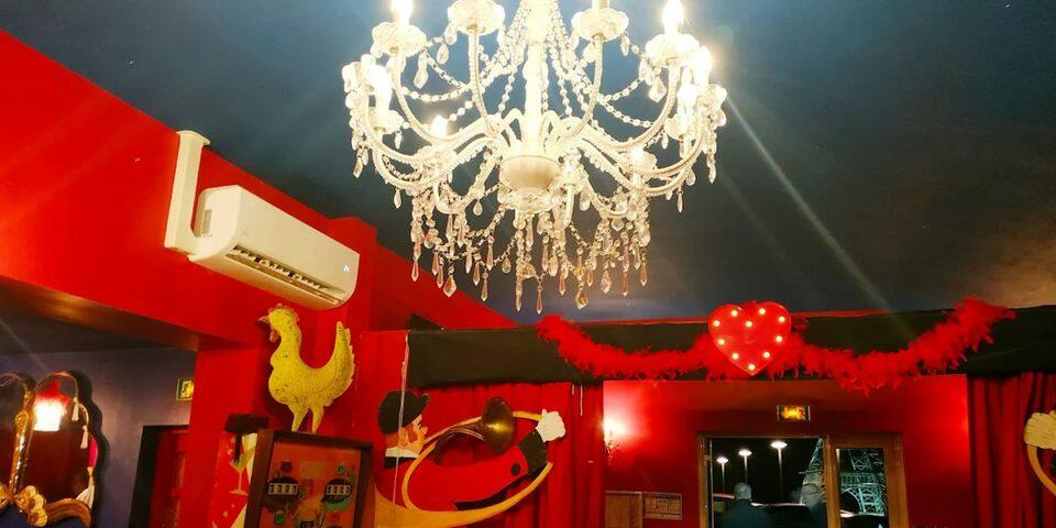 Cabaret Restaurant - restaurant