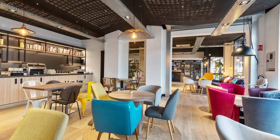 restaurant