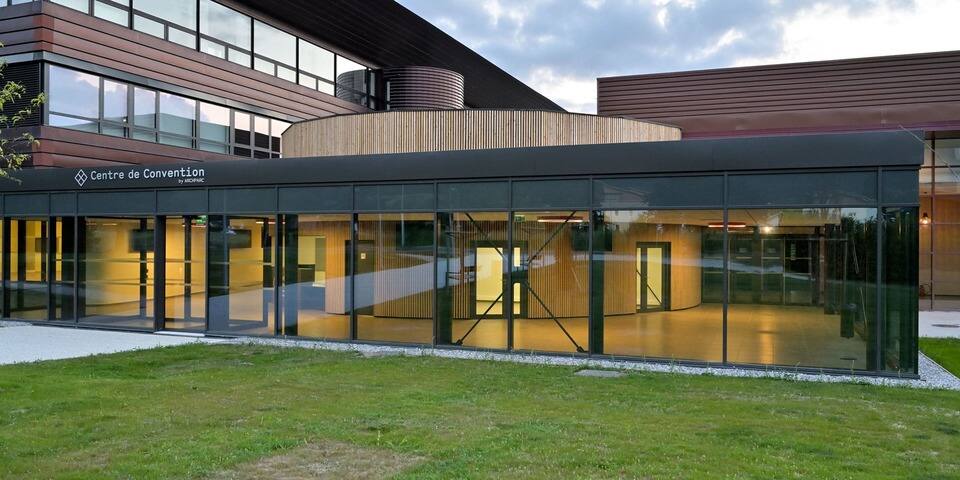 Centre de Convention by ArchParc - facade