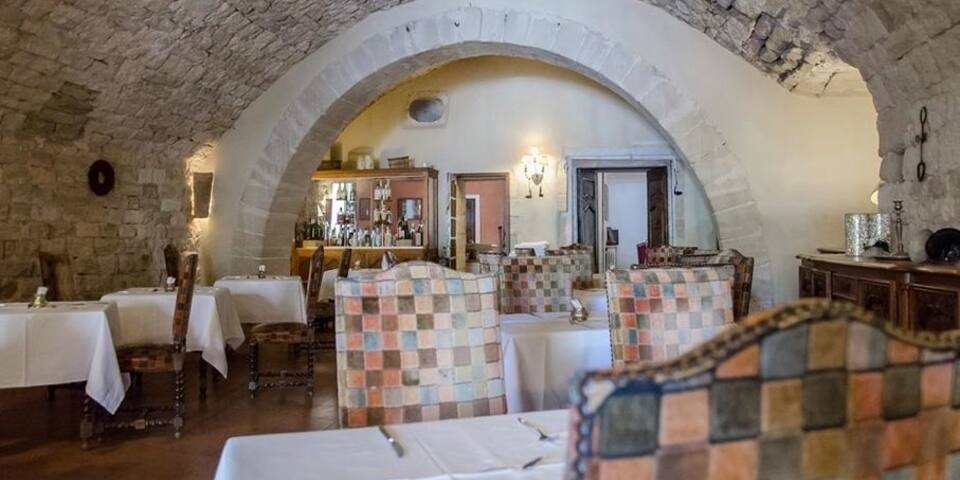 Château d'Arpaillargues — restaurant