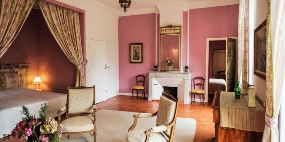 Château de Roquelune — chambre