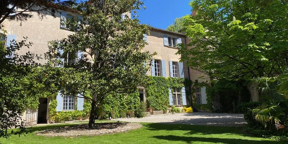Château de Saint-Jean-du-Gard — facade