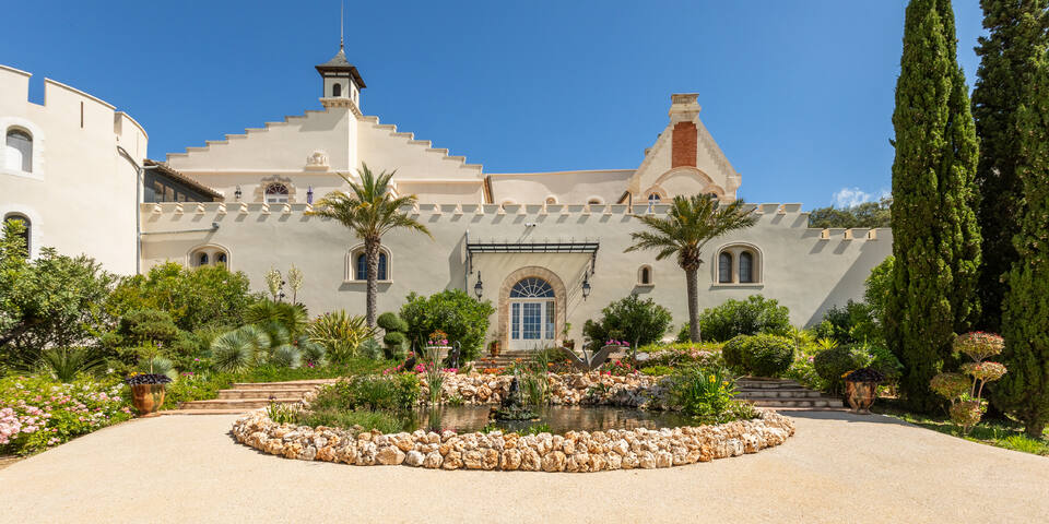 Château Hermitage de Combas — facade