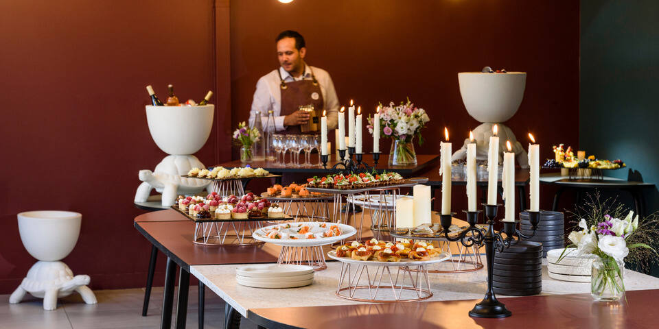 restaurant