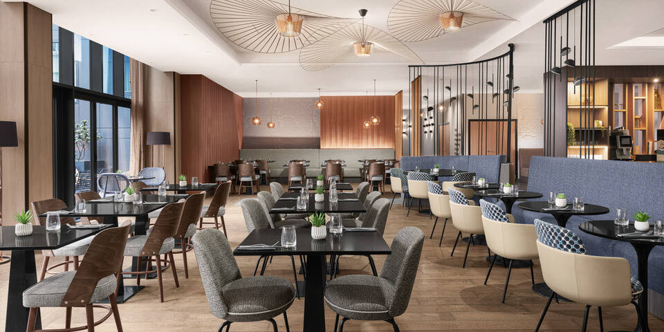 restaurant