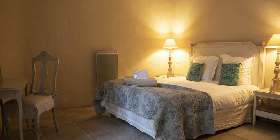 Couvent D'Hérépian — chambre