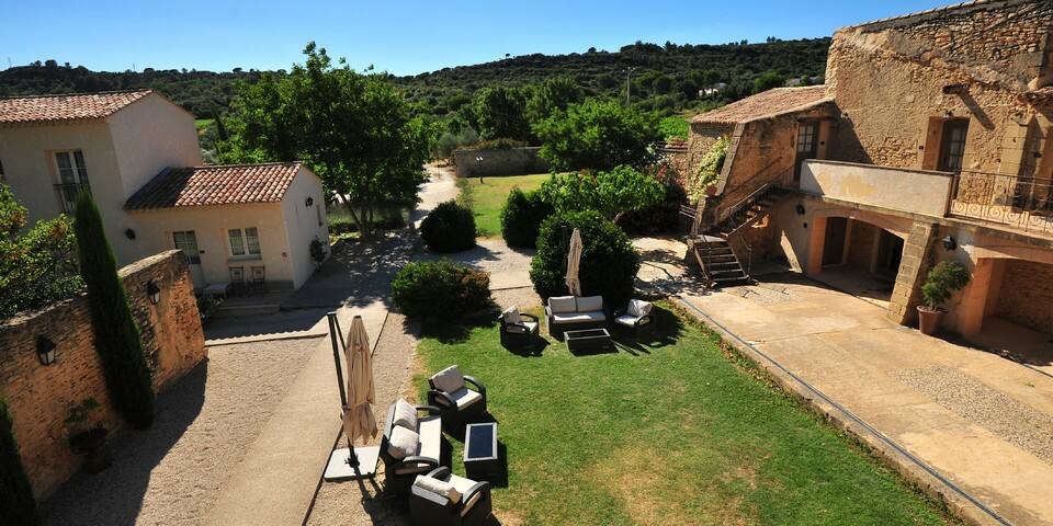 Domaine des Escaunes — master