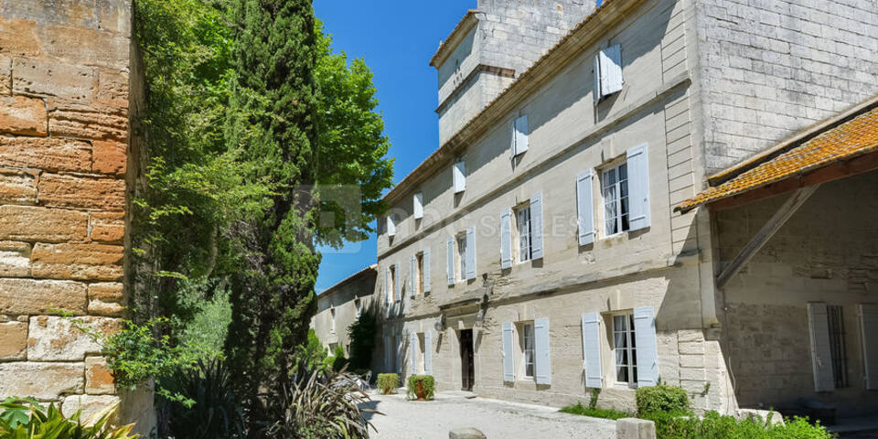 Domaine du Petit Mylord — facade