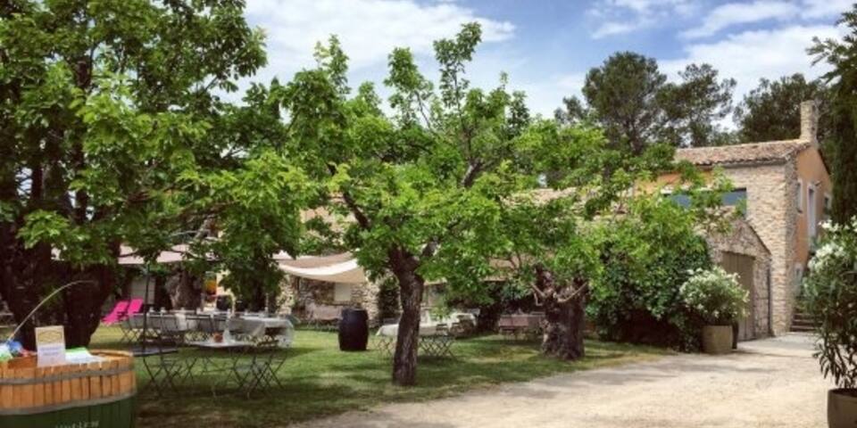 Domaine Haut-Lirou — divers