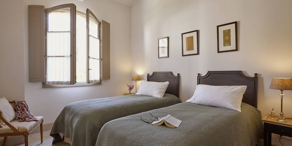 Domaine St-Pierre de Serjac — chambre