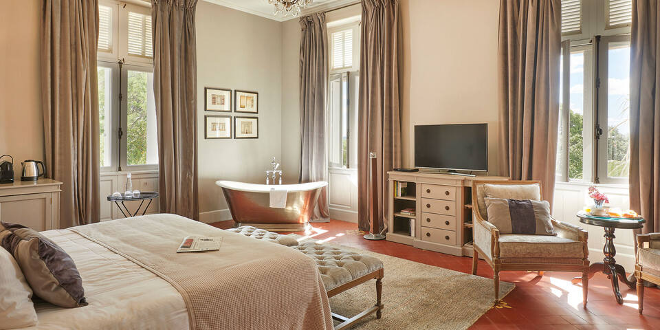 Domaine St-Pierre de Serjac — chambre
