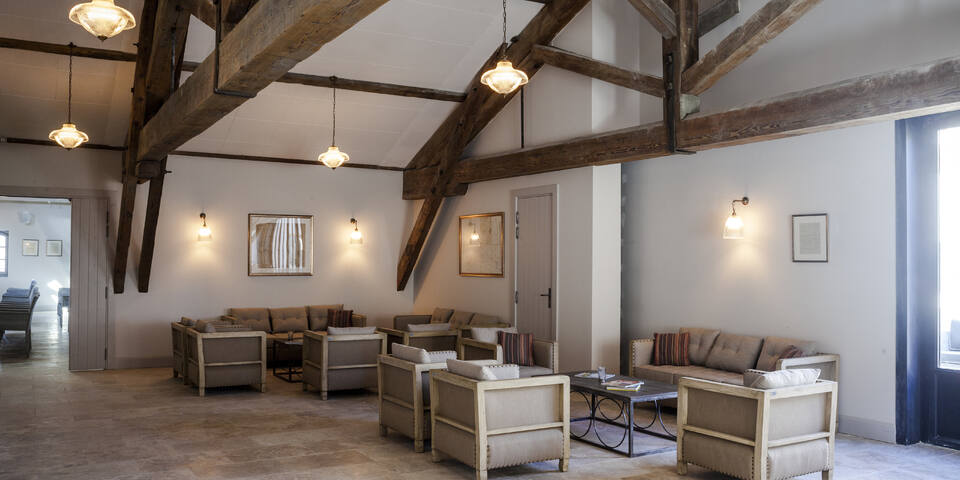Domaine St-Pierre de Serjac — salles_reunion