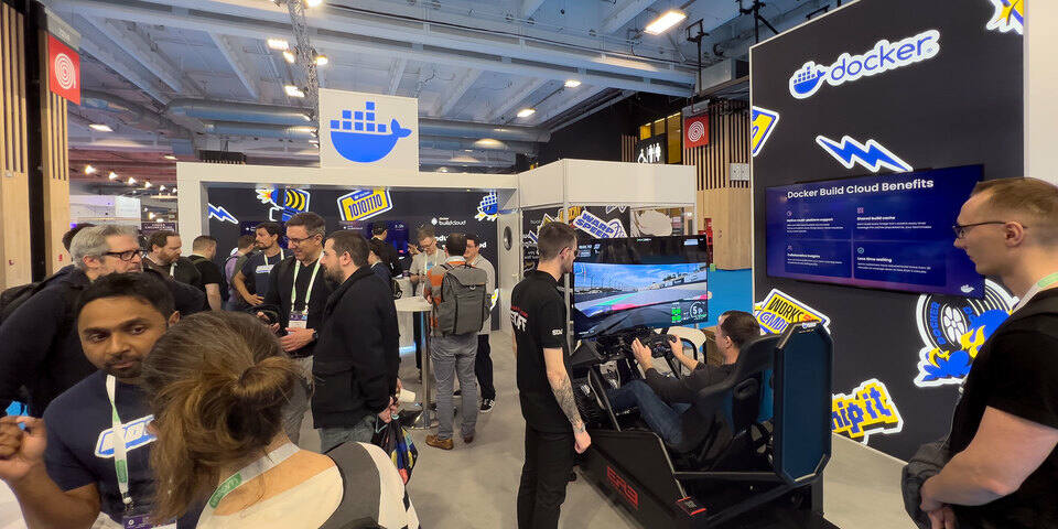 E RACE EVOLUTION - Simulateurs de course