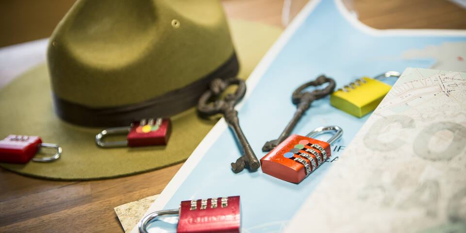Escape Game - Travel Bag