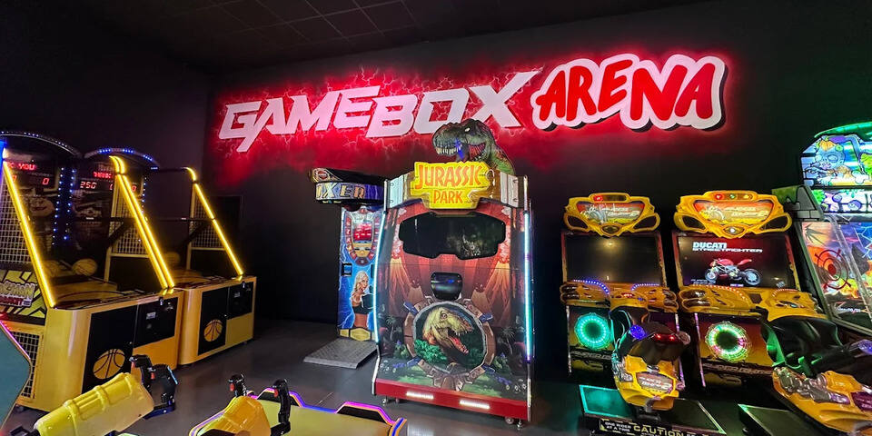 Gamebox Arena — divers