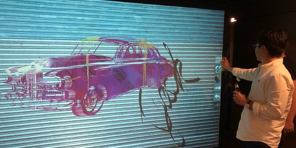 Graffiti Wall - Photo 2