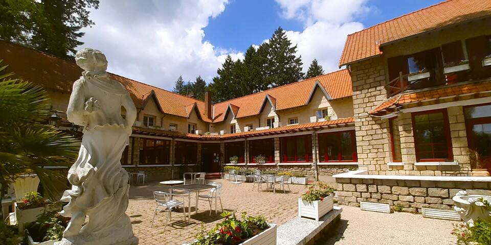Hostellerie du Lys - master