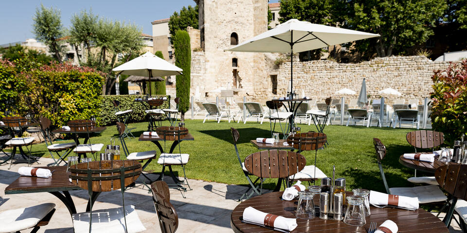 restaurant
