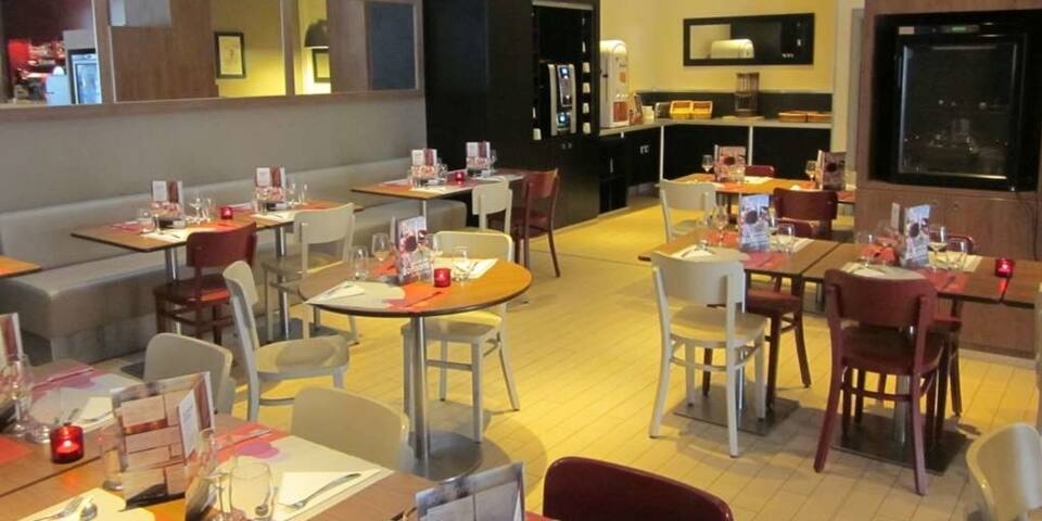 restaurant