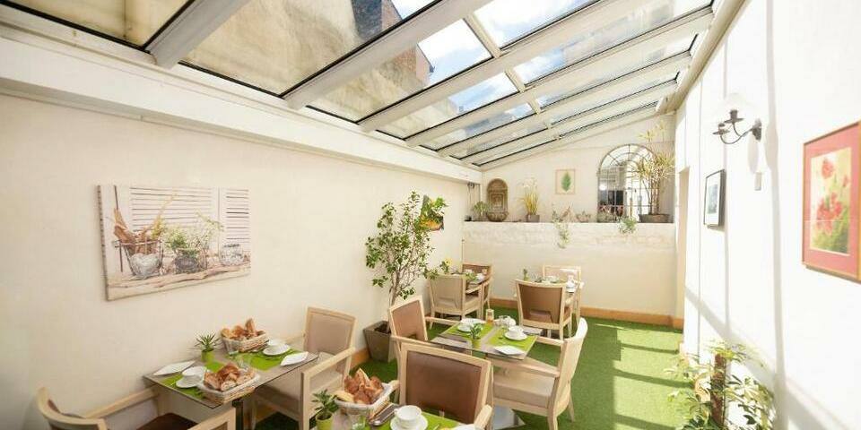 Hôtel D'aragon — restaurant