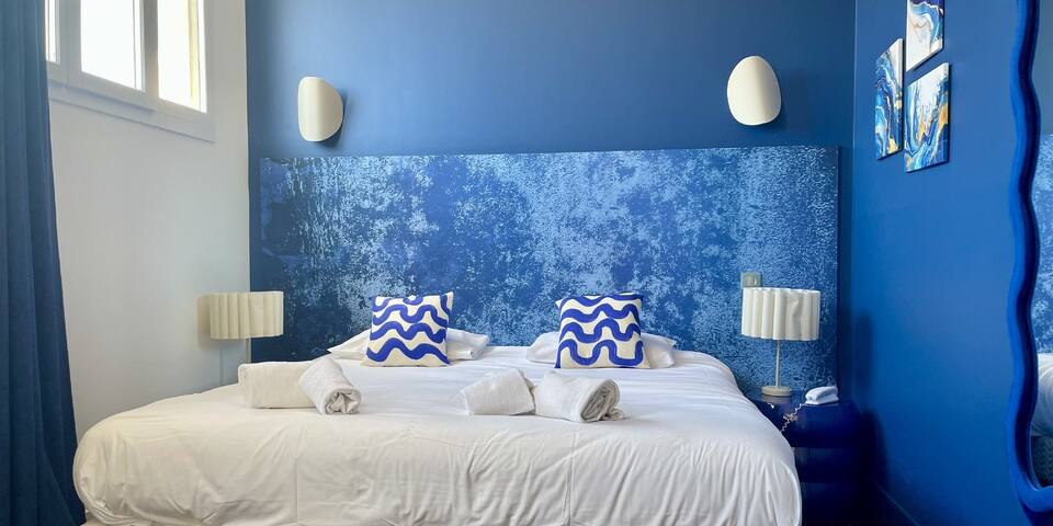 Hôtel De Paris à Sète — chambre