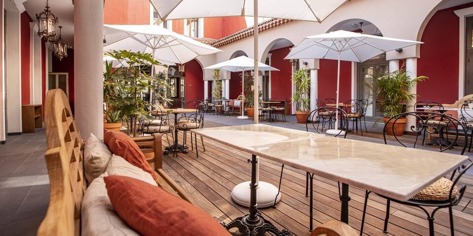 Hôtel De Paris à Sète — divers