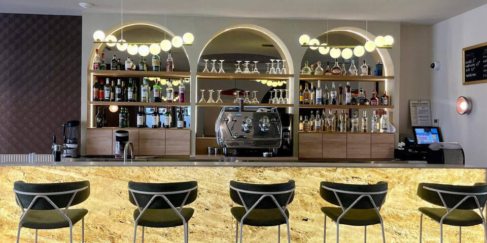 Hôtel De Paris à Sète — restaurant