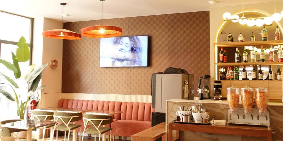 Hôtel De Paris à Sète — restaurant