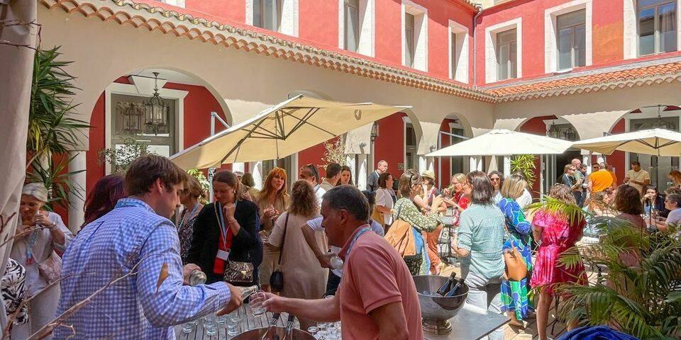 Hôtel De Paris à Sète — restaurant