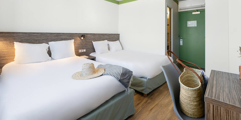 Hôtel du Midi – Palavas — chambre