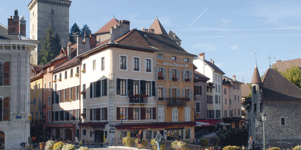 Hôtel du Palais de l'Isle Annecy - facade