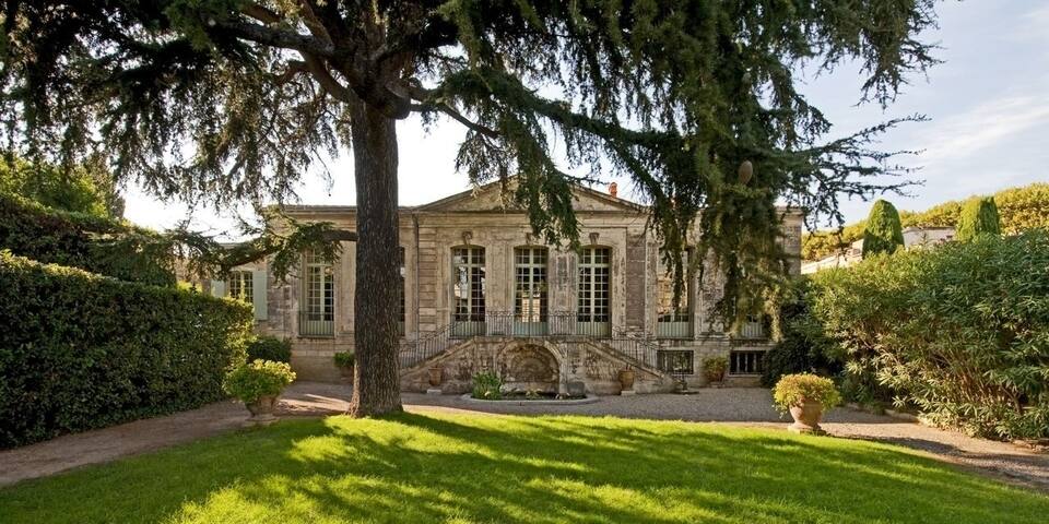 Hôtel haguenot — facade