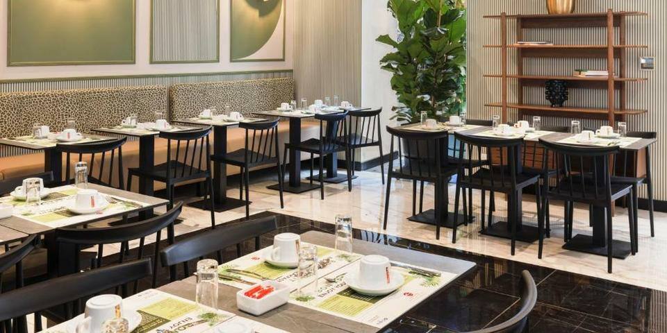 restaurant