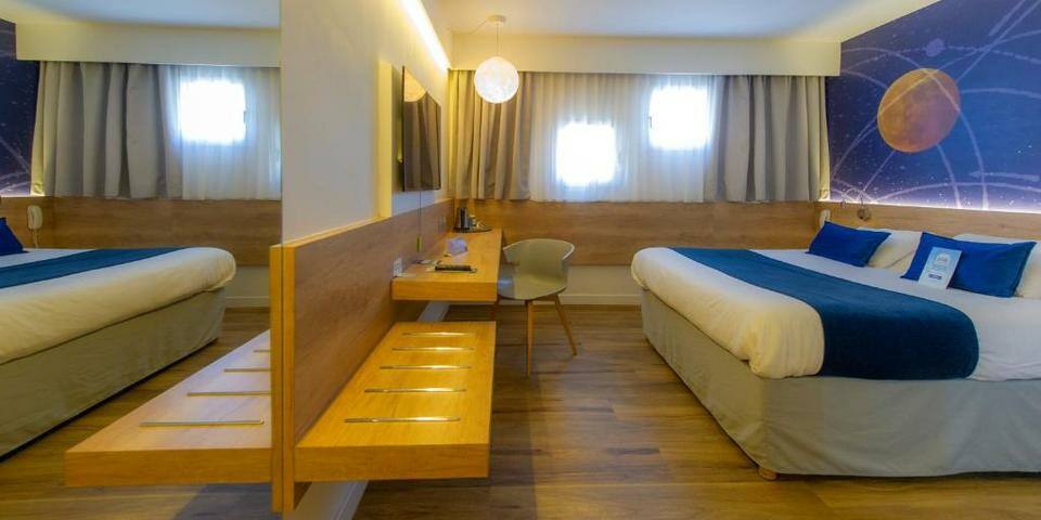 Hôtel Kyriad Montpellier Est Lunel — chambre