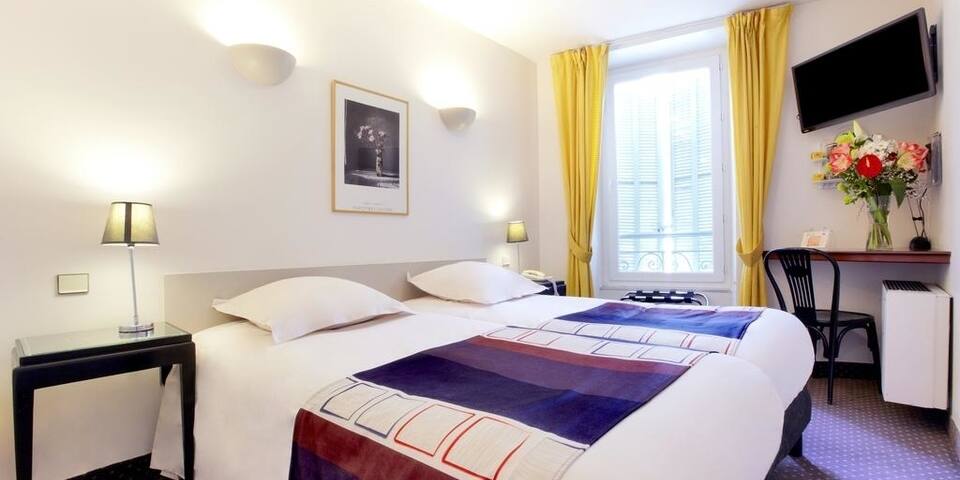Hôtel Kyriad Nimes Centre — chambre