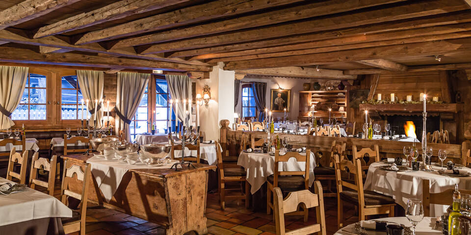 restaurant