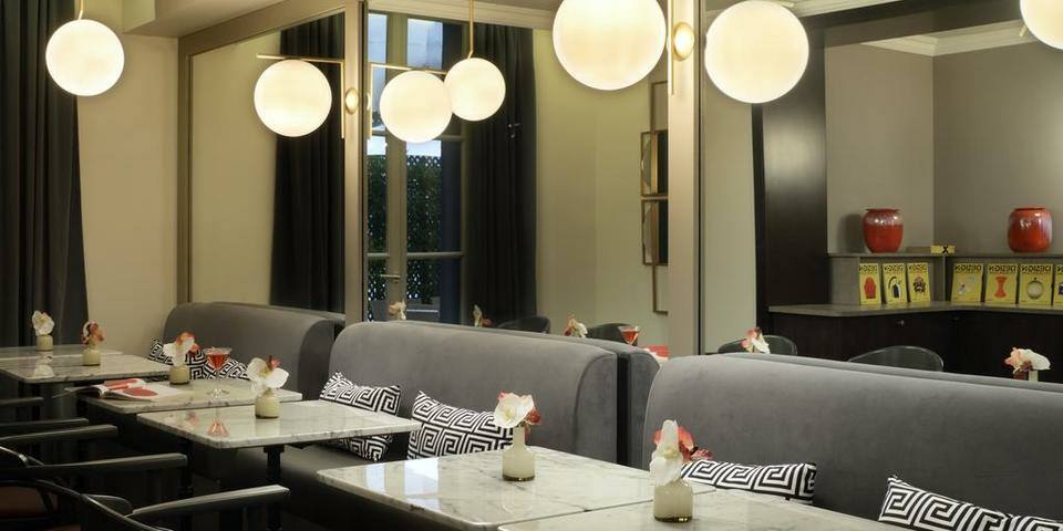 restaurant