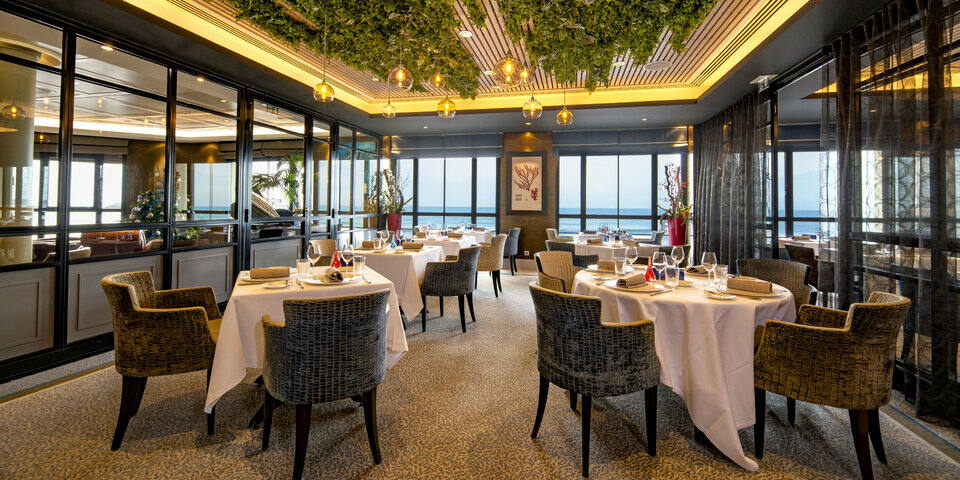 restaurant