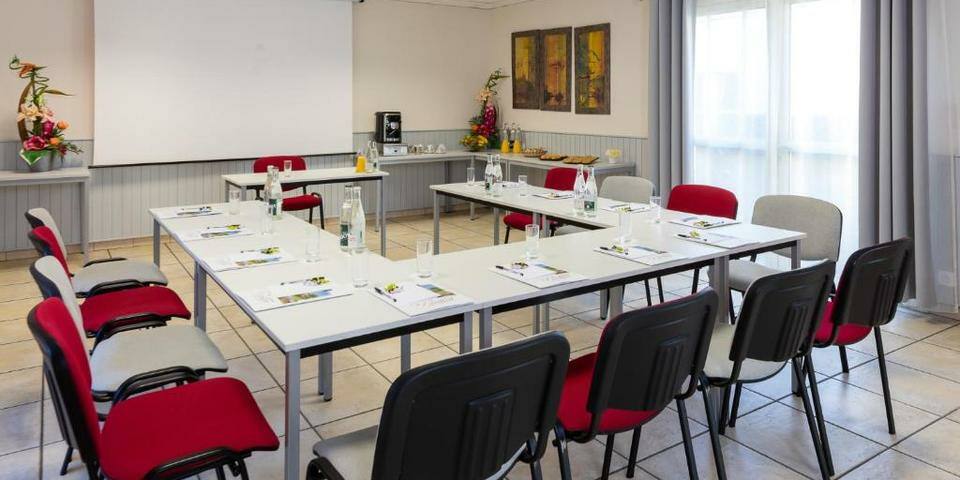 Hotel Le Pavillon Beziers — salles_reunion